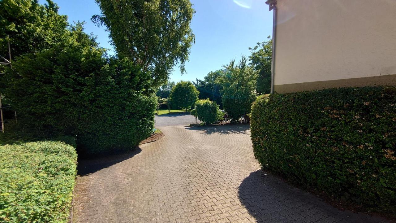 Hotel Landgasthof Fromm Untergruppenbach Exteriör bild